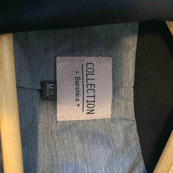 Bershka Black Blazer - Picture 3 of 3